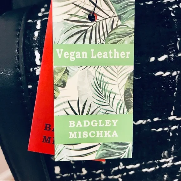 Badgley Mishka black & white tweed, vegan leather and yellow metal crossbody bag - Picture 10 of 14